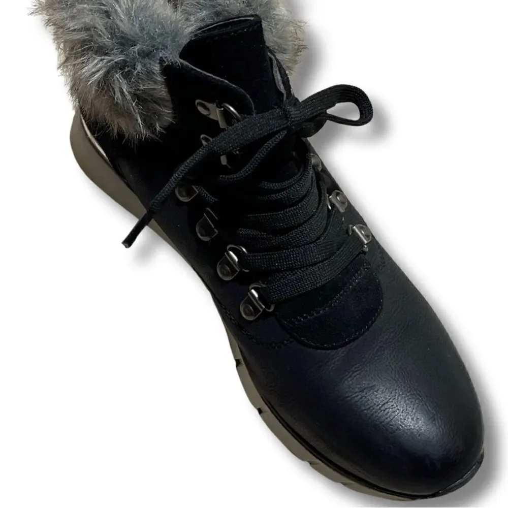 Lapierce Women's All-Weather Hiker Bootie Size 39